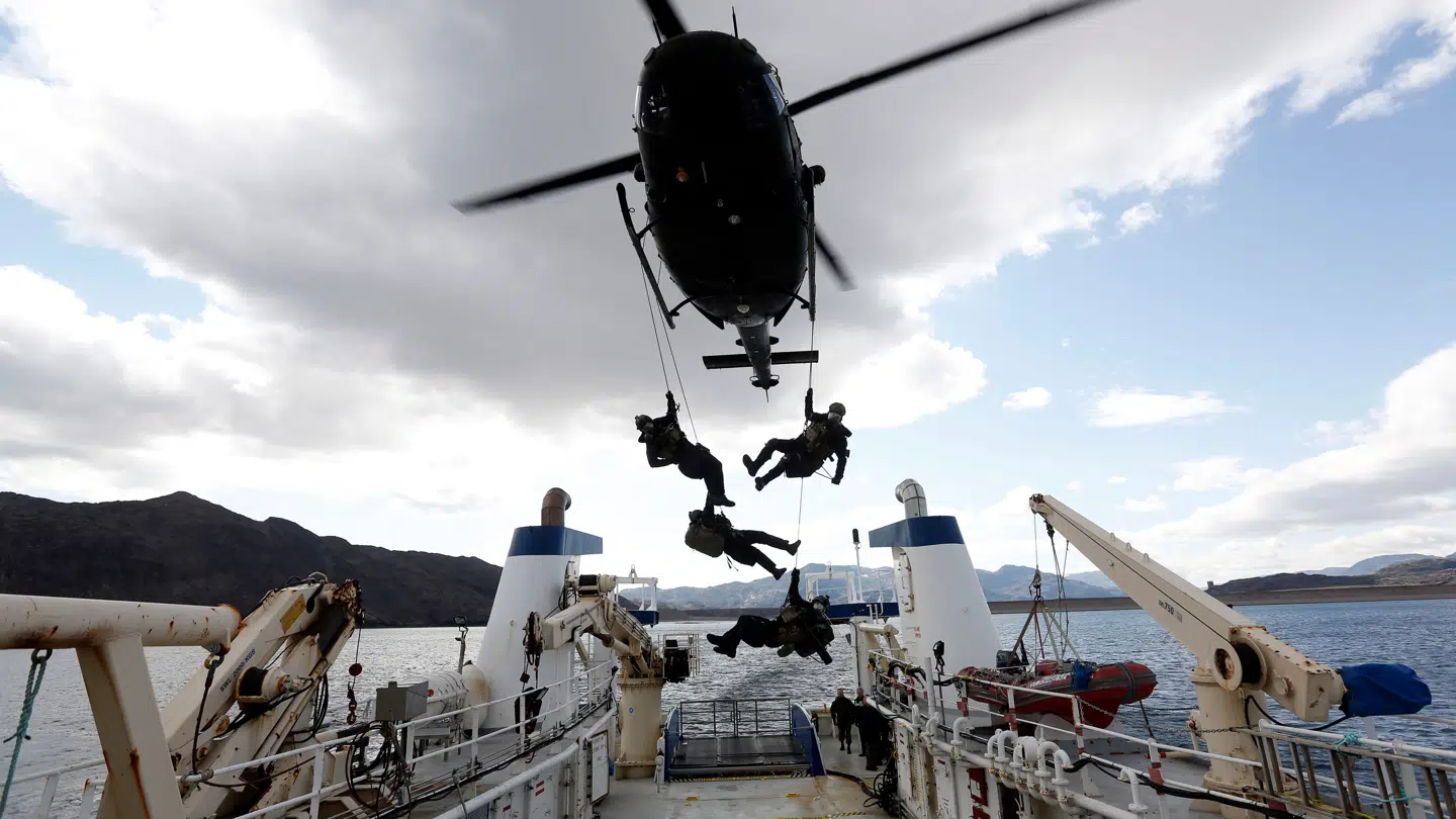 Canadiske soldater under øvelsen 'Operation Nanook' på verdens femtestørste ø Baffin Island.