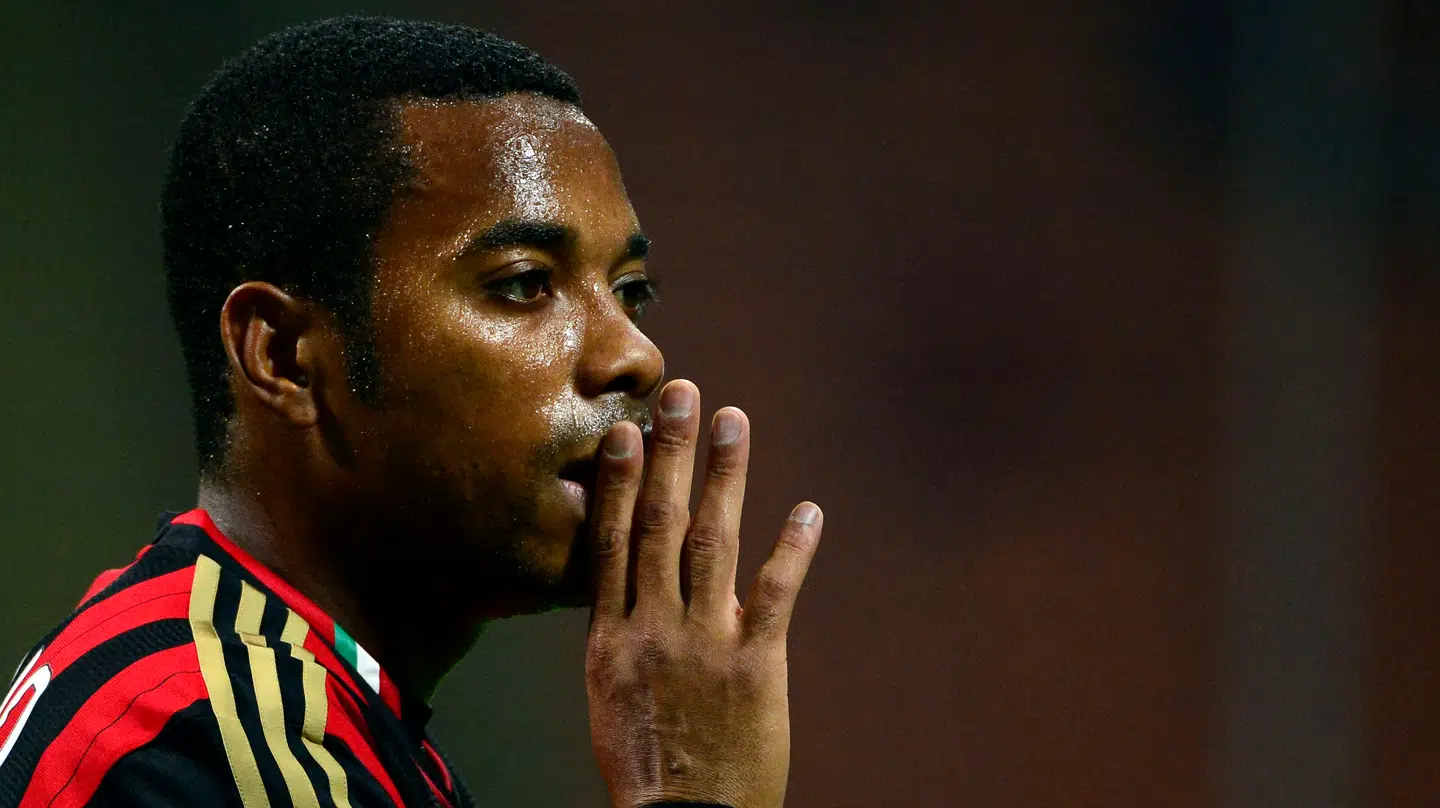 Robinho er blevet dømt for en gruppevoldtægt, da han spillede for AC Milan i 2013.