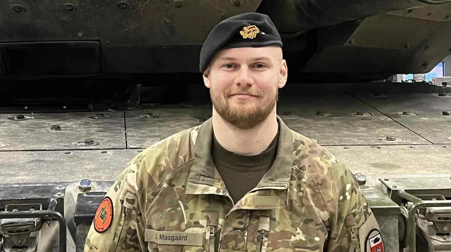 26-årige Jonathan Maagaard, der har været soldat siden 2022, peger på én altoverskyggende årsag til manglen på bemanding.