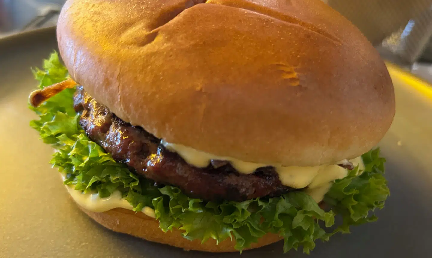 B.T.s Henrik Ørholst har testet burgere på Vesterbro.