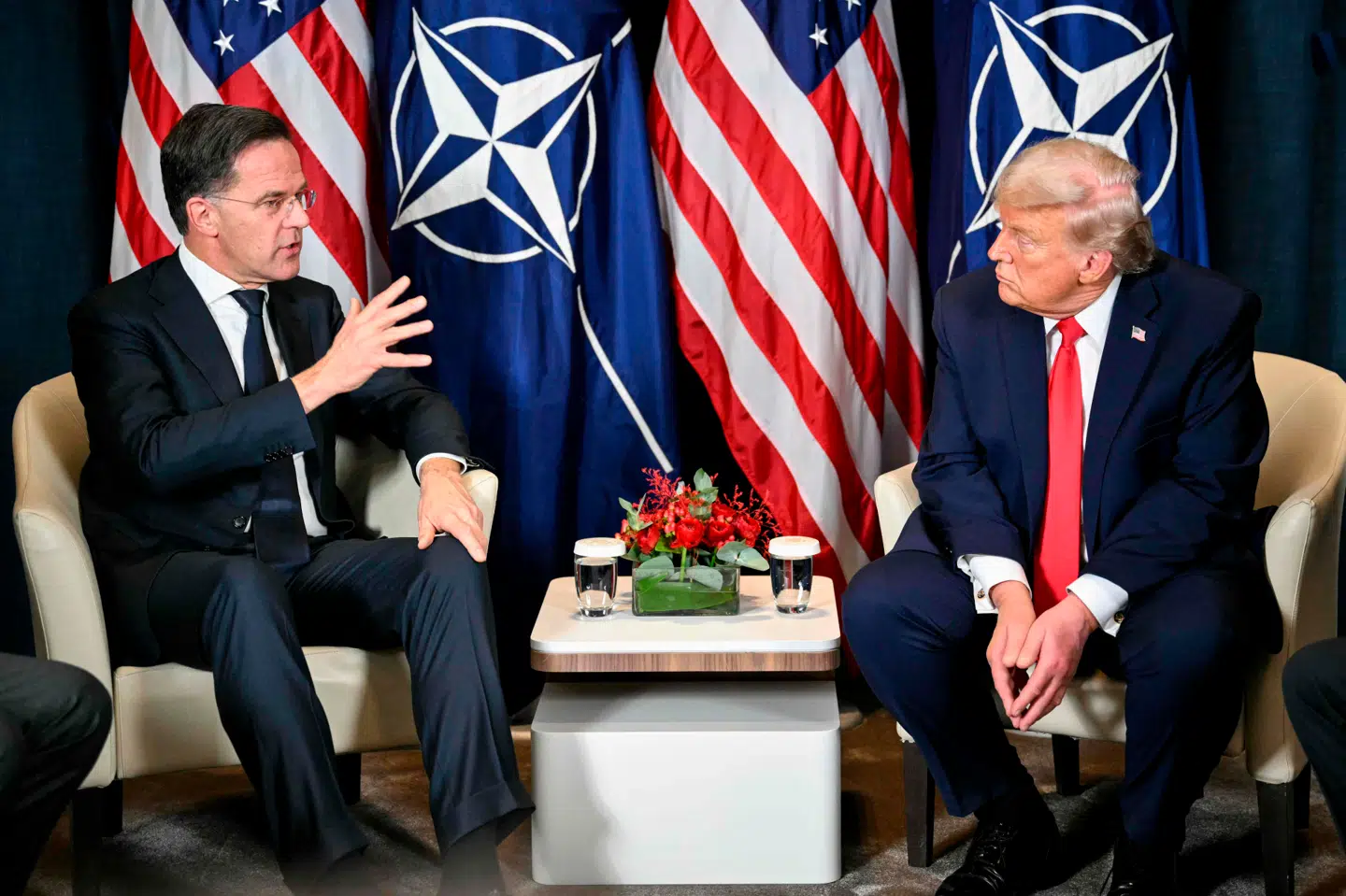 NATOs generalsekretær Mark Rutte sammen med USAs præsident Donald Trump i Davos.