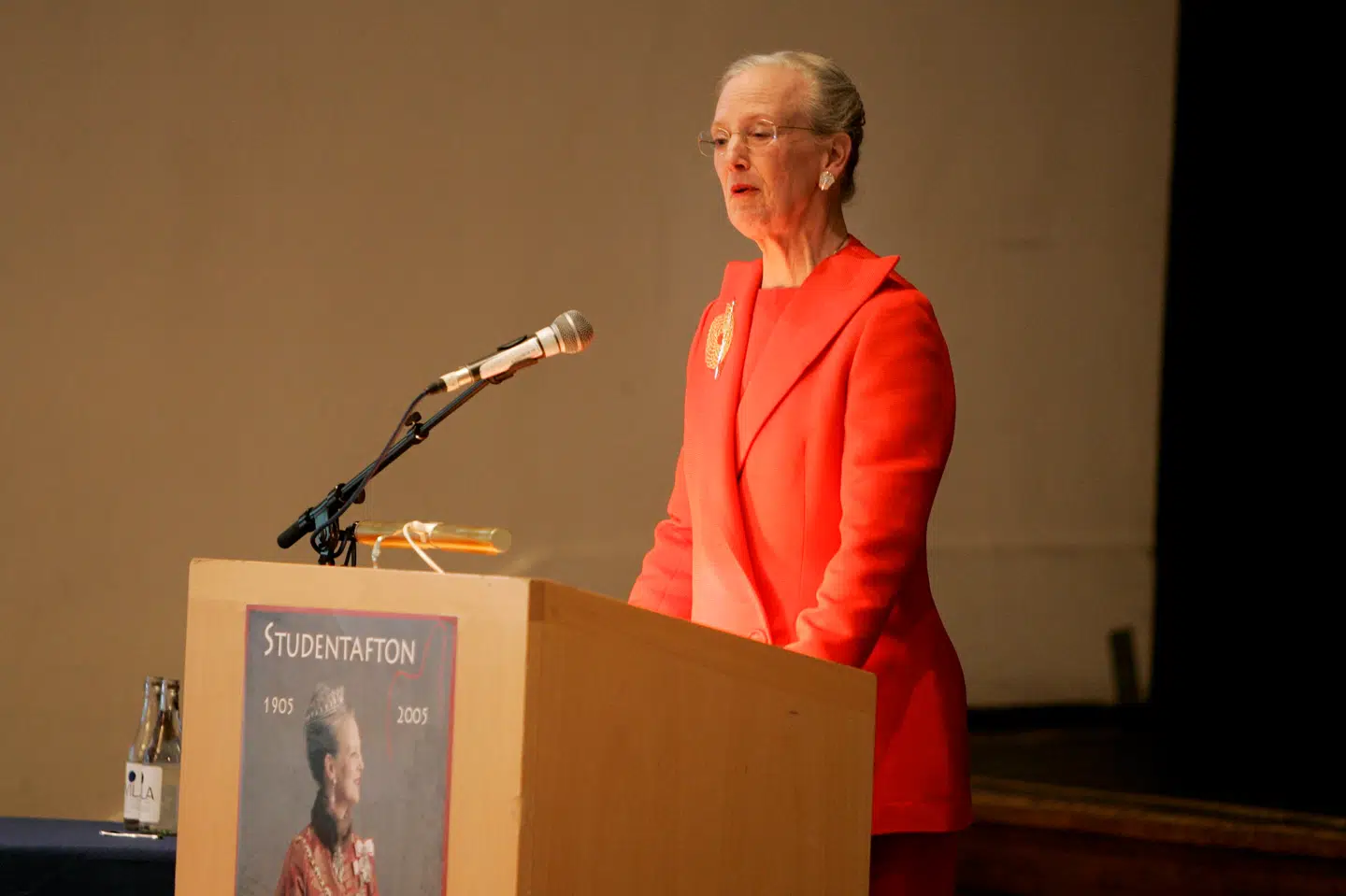 Dronning Margrethe har før holdt tale på Lund Universitet, og det var en »vigtig faktor« for at hædre hende som hedersladamot, lyder det i motiveringen. Her ses dronning Margrethe i 2005, hvor hun netop besøgte 100 års jubilæet for Studentafton på Lund Universitet.