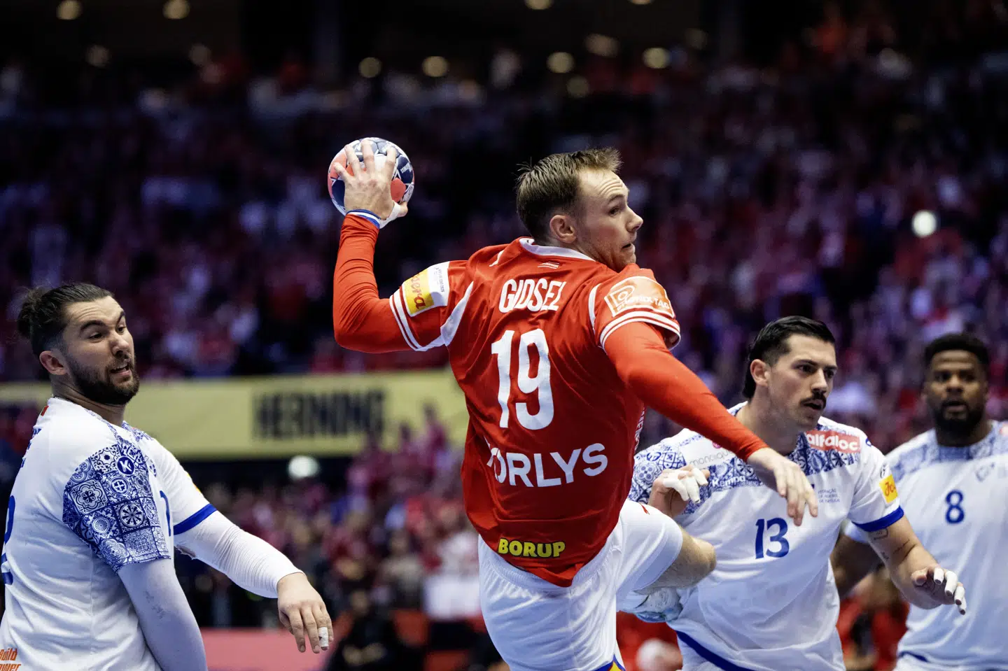 Mathias Gidsel er to gange tidligere blevet kåret som verdens bedste spiller og kan blive det igen for 2025.