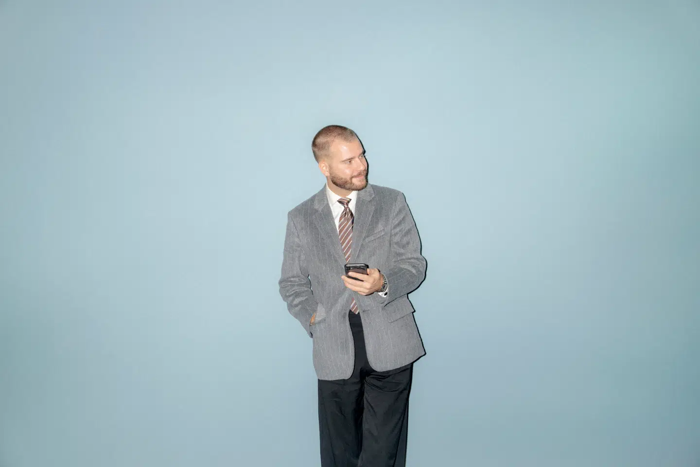 Mitchel Oliver er en ung højreorienteret influencer. Han er ansat i Dansk Folkeparti, hvor han blandt andet hjælper med sociale medier.