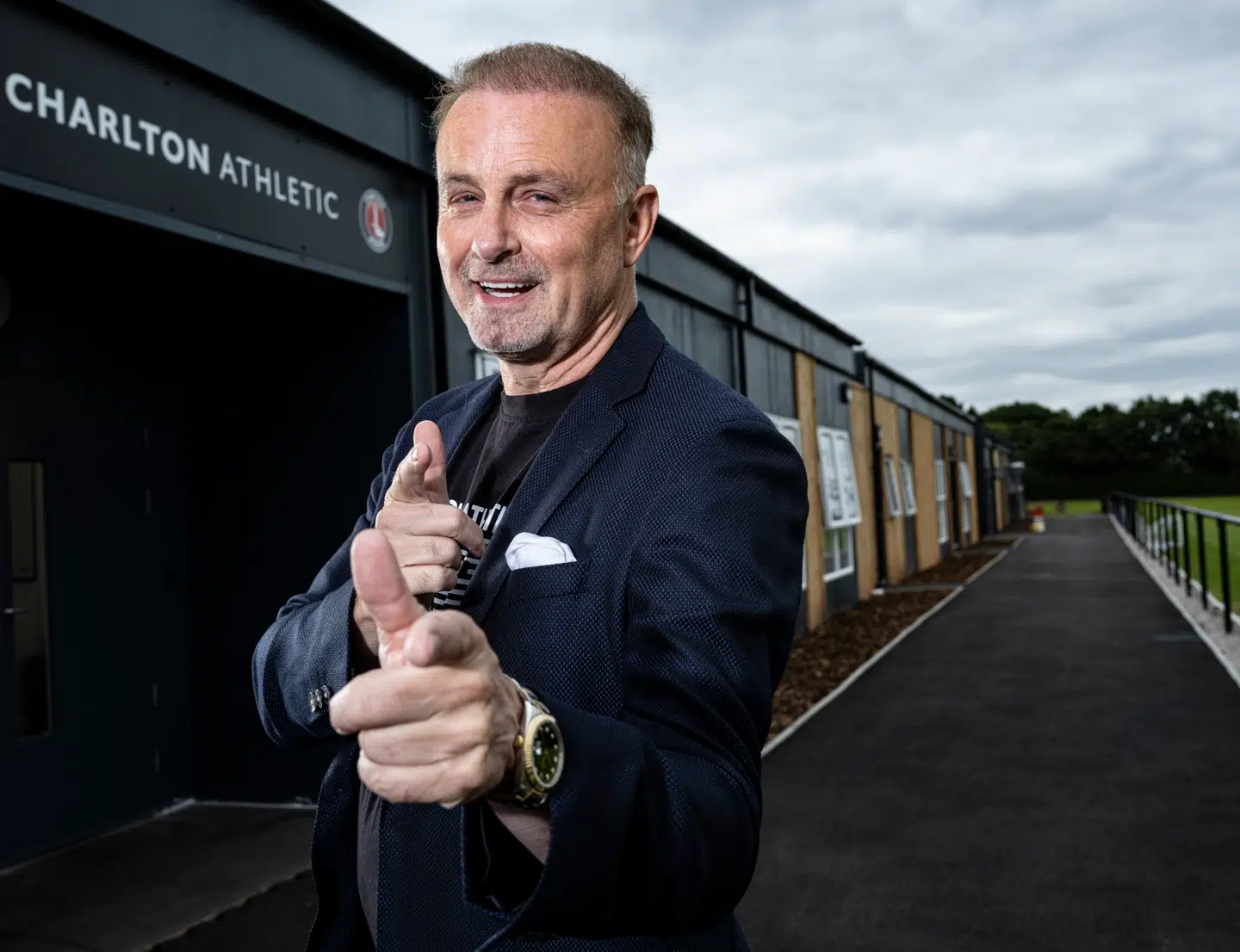 Den dansk-amerikanske rigmand Thomas Sandgaard er tiltalt for at svindle gennem sin virksomhed, Zynex.