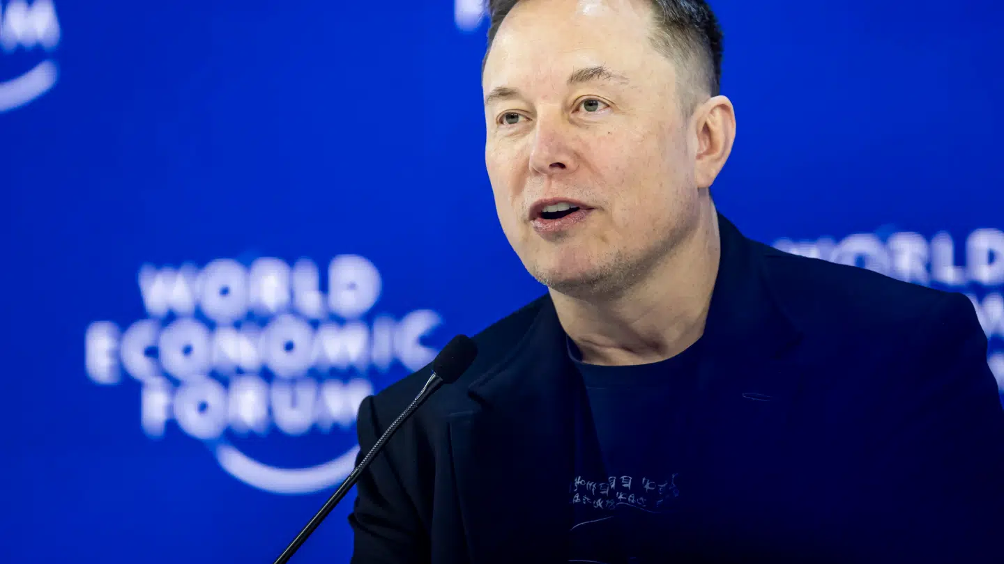 Elon Musk blev interviewet under World Economic Forum i Davos.
