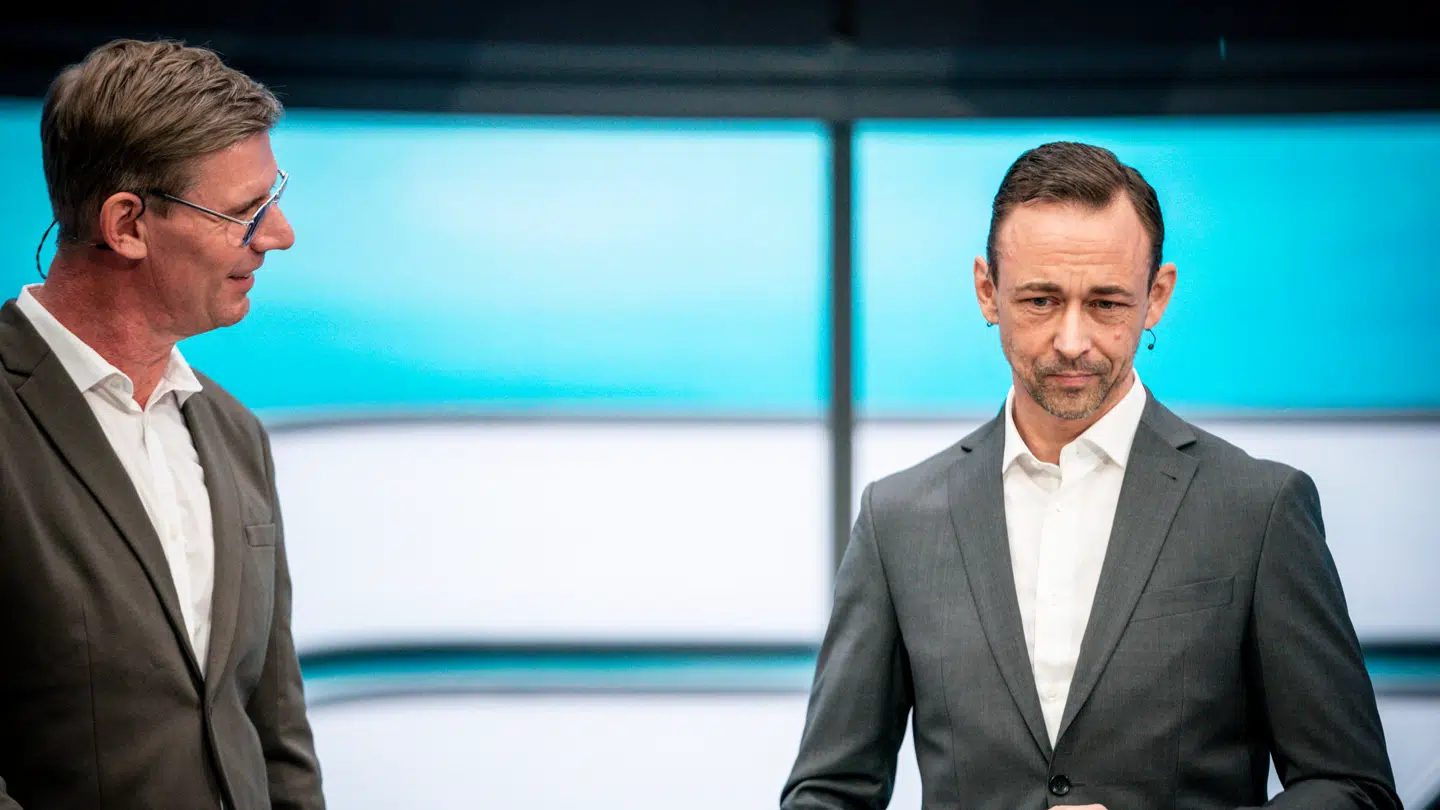 Normalt forbinder man Nicolas Kiesa med fart – båden kan højst sejle 60 km/t.