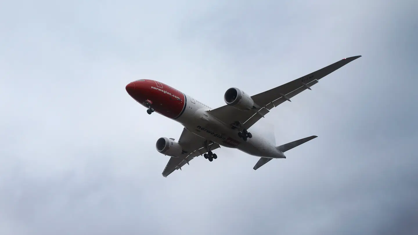 Norwegian besluttede lørdag at aflyse et fly fra Københavns Lufthavn i Kastrup til Dubai efter Donald Trumps melding forleden om, at han havde sendt en stor flåde af amerikanske krigsskibe i retning mod Iran.