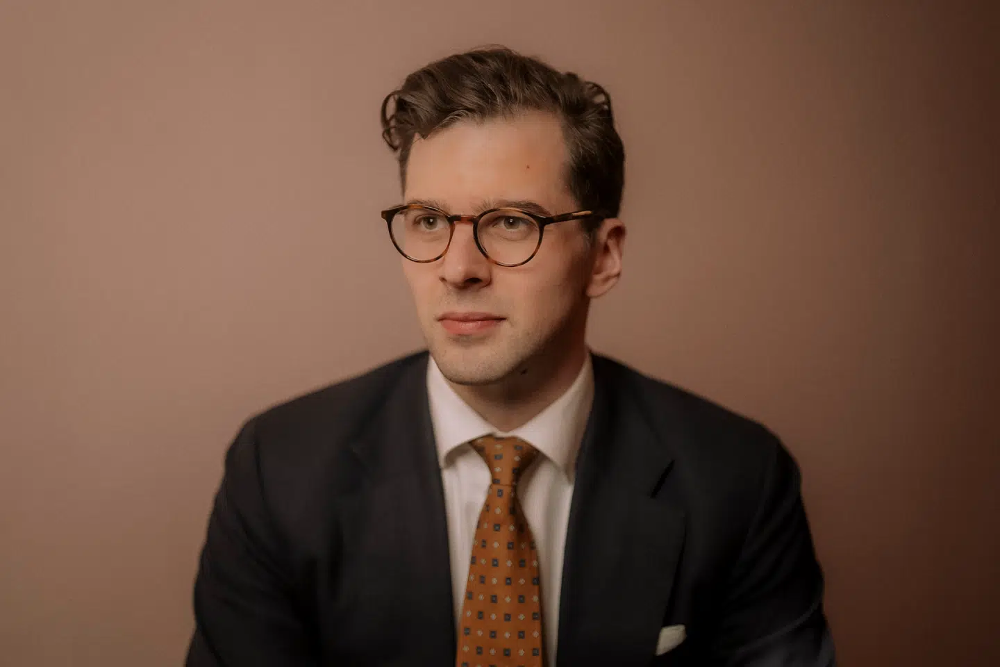 Liberal Alliance bakker fortsat op om regeringens indsats i krisen om Grønland. Det slår Alex Vanopslagh fast, efter at en ordfører har sået tvivl om linjen.