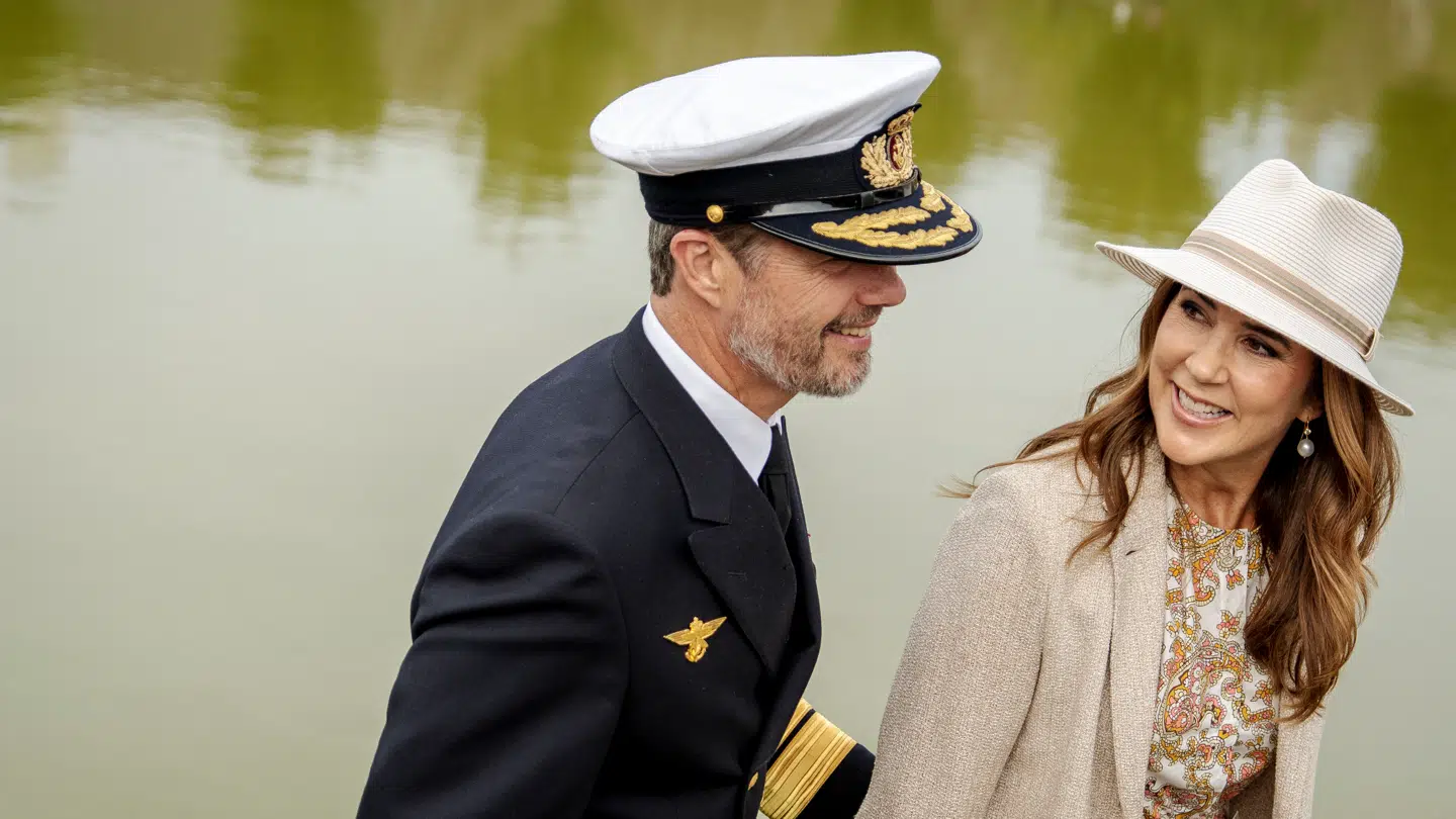 Kong Frederik og dronning Mary skal ifølge Australiens premierminister besøge Australien.