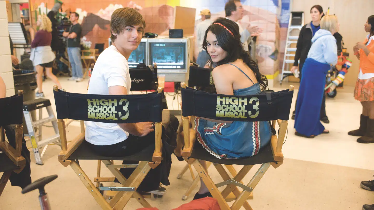 På billedet ses Zac Efron og Vanessa Hudgens på settet af 'High School Musical 3'.