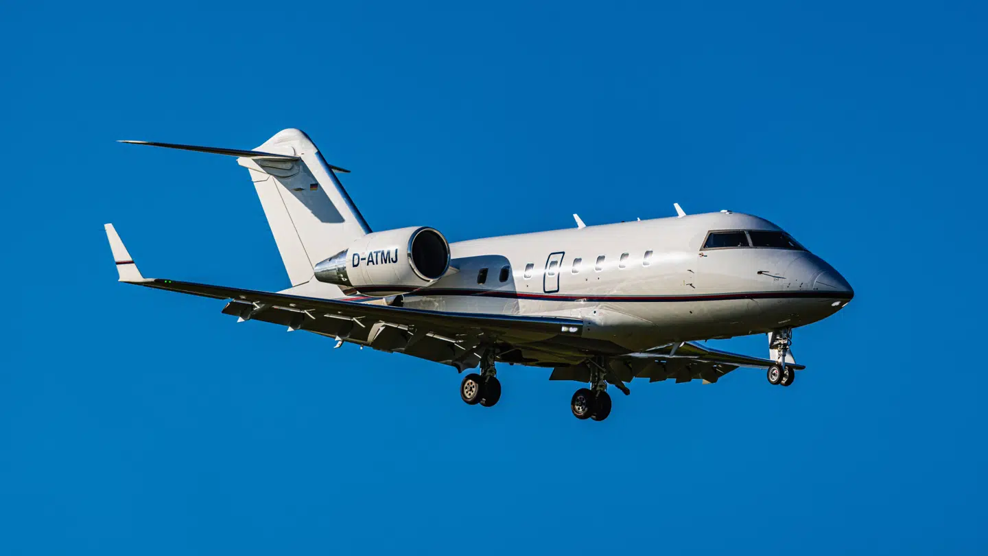 Det er et fly af denne type, Bombardier Challenger, der natten til mandag, dansk tid, styrtede ned i Bangor, Maine.