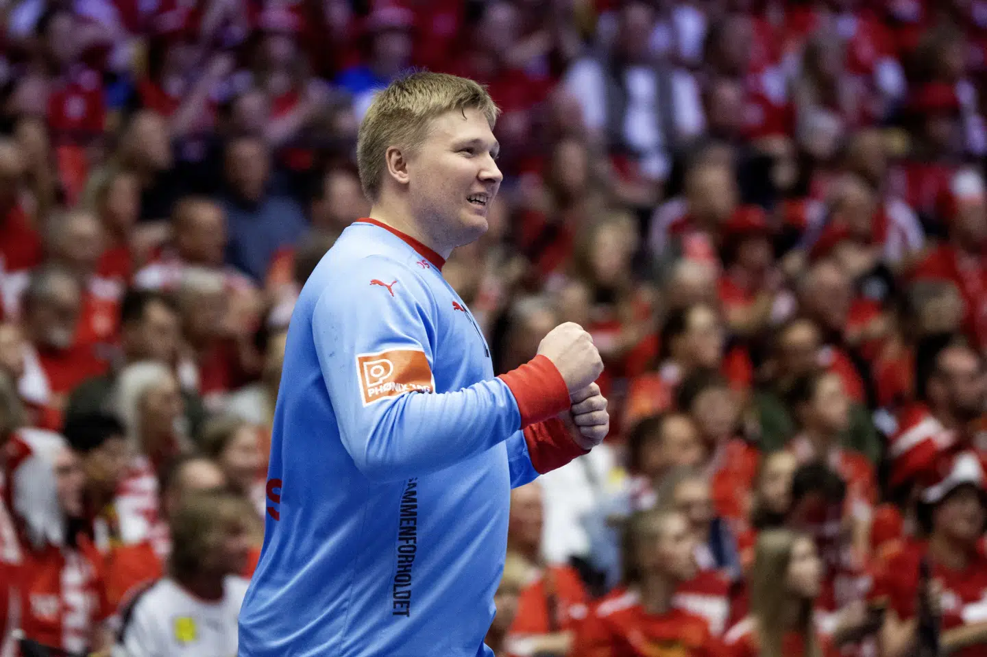 Emil Nielsen trådte til, da Danmark havde brug for redninger i mandagens kamp mod Tyskland.