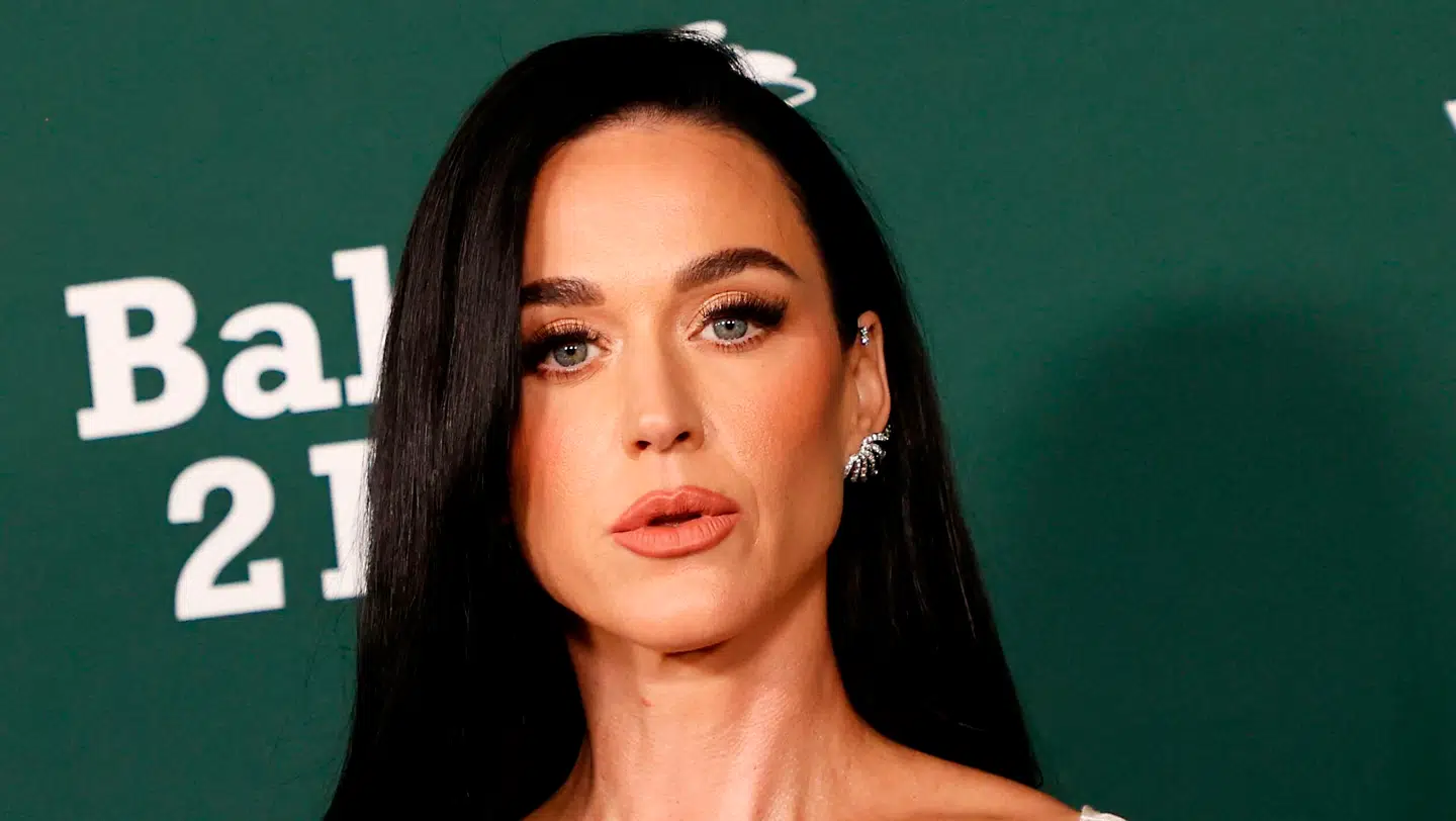 Katy Perry opfordrer sine følgere til at vende vrede til handling efter drabene i Minneapolis.