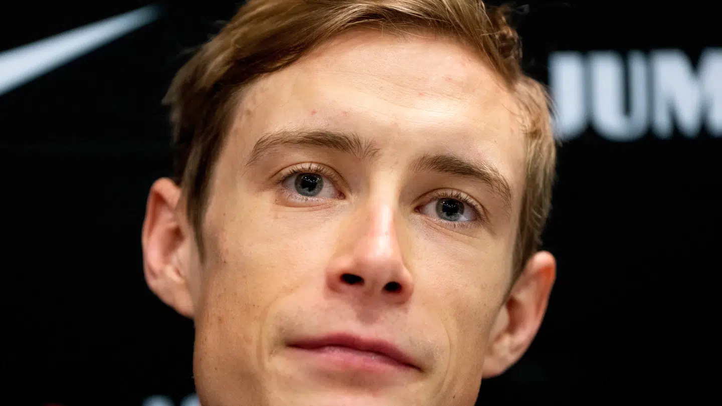 Vingegaards hold bekræfter, at han er styrtet under en træningstur.