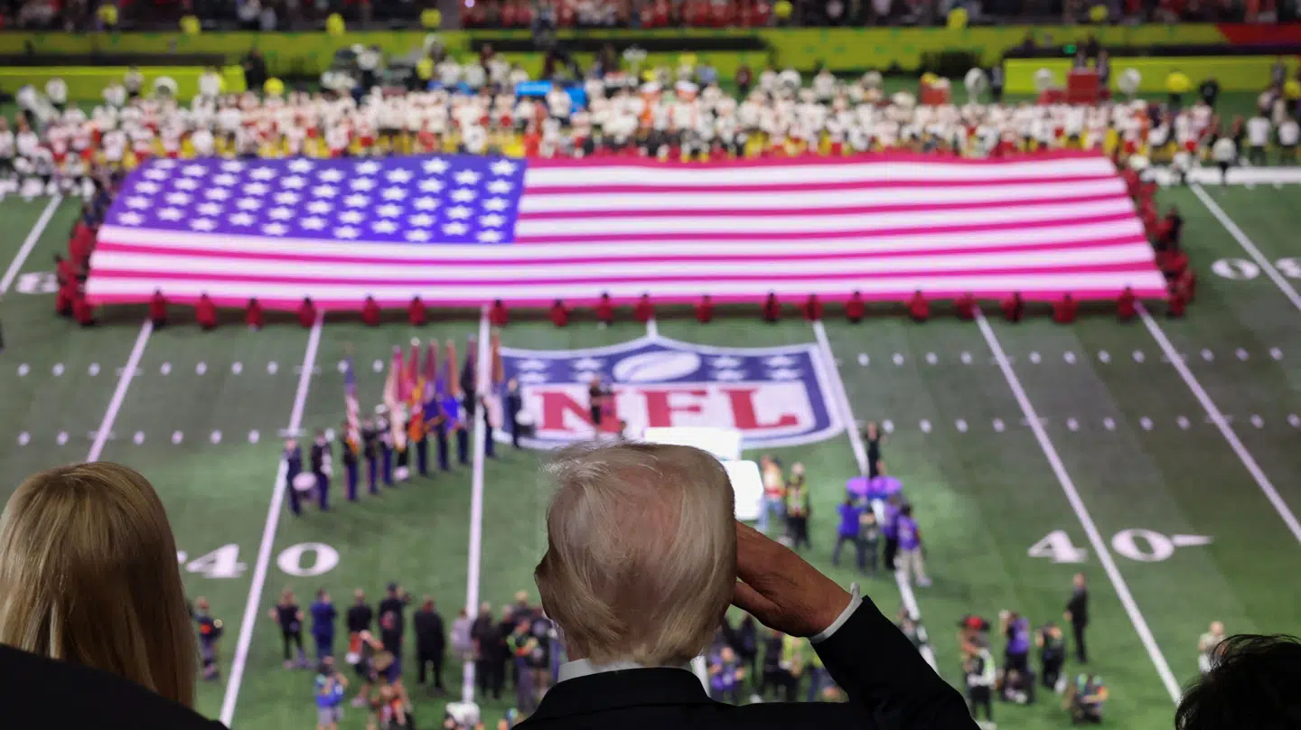 Sidste år mødte Donald Trump op til Super Bowl. Det gør han ikke i år.