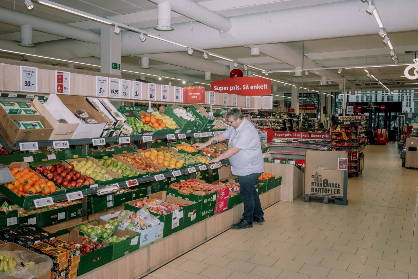 Regeringen er sammen med SF og Enhedslisten blevet enige om en aftale om fødevarecheck til udvalgte grupper.