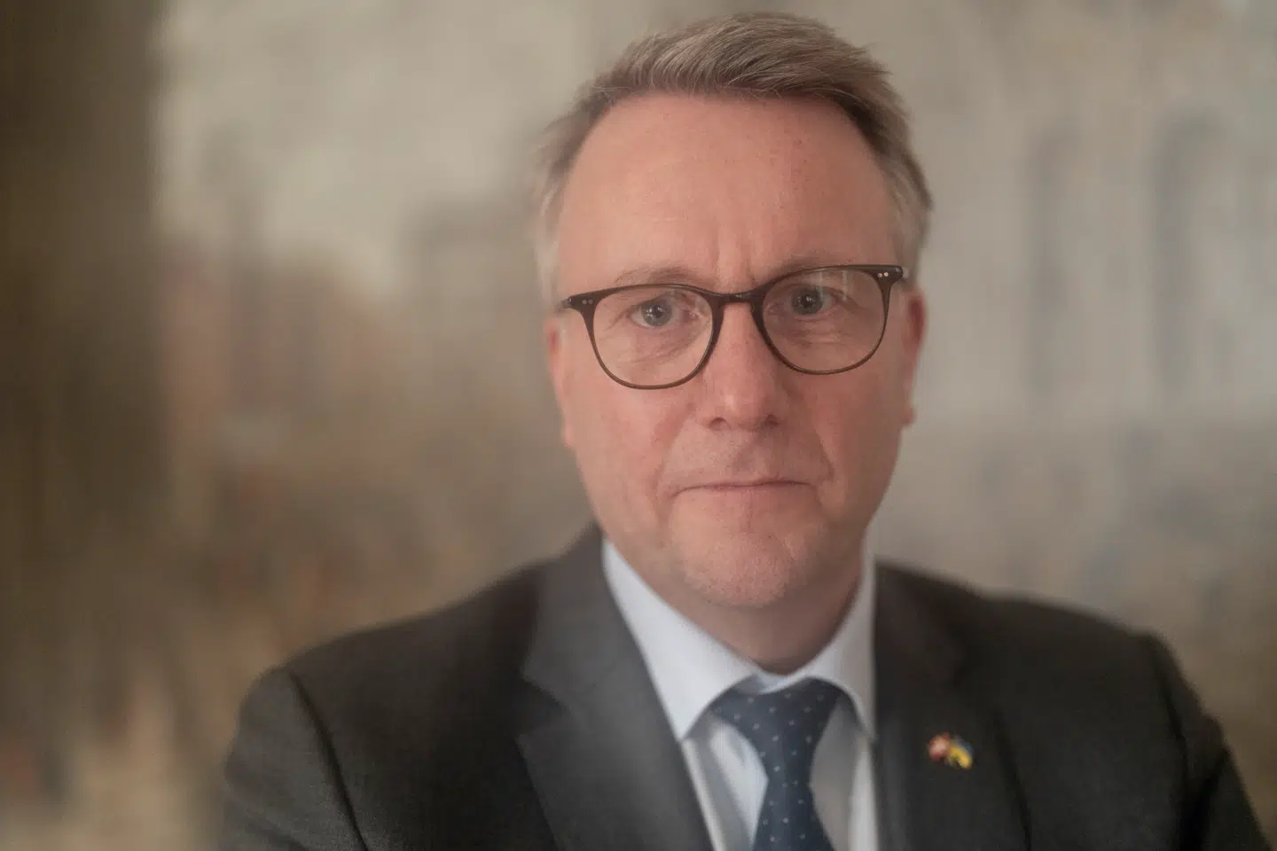 Danmarks erhvervsminister, Morten Bødskov (S), var i Kina mandag og tirsdag. Her indgik han en aftale om grønt skibsbyggeri og teknologi med Kina. Aftalen bygger oven på det strategiske partnerskab mellem Kina og Danmark, der er blevet nedjusteret de seneste år.