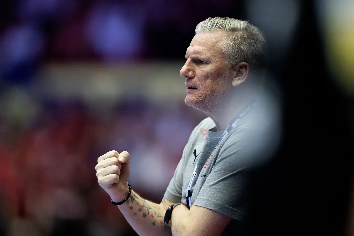 Nikolaj Jacobsen går med seriøse overvejelser om at hente Thomas Arnoldsen ind i EM-truppen.