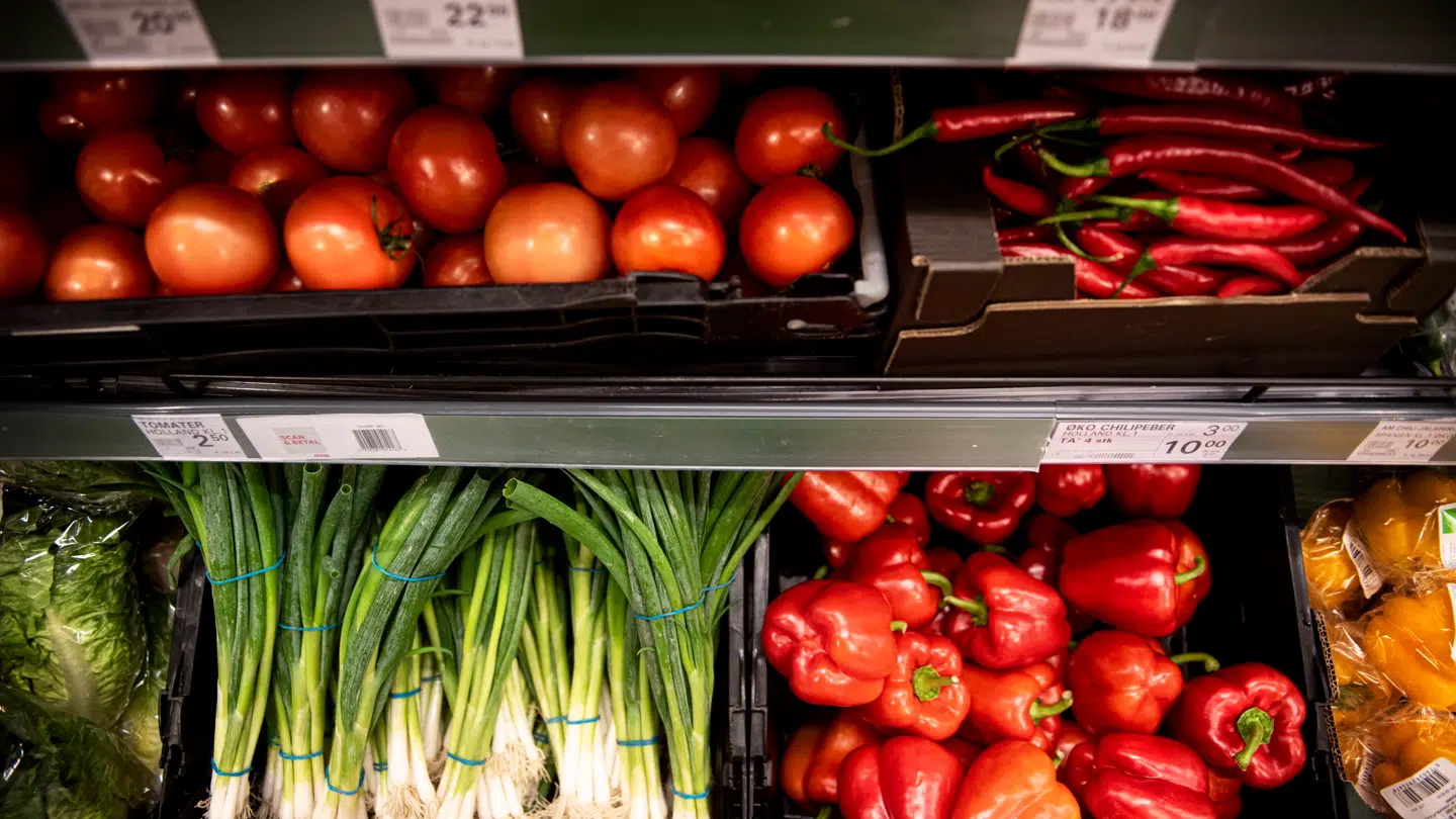 Fra Coops side regner man med at mere end fordoble det beløb, man sender i sine medlemmers retning.