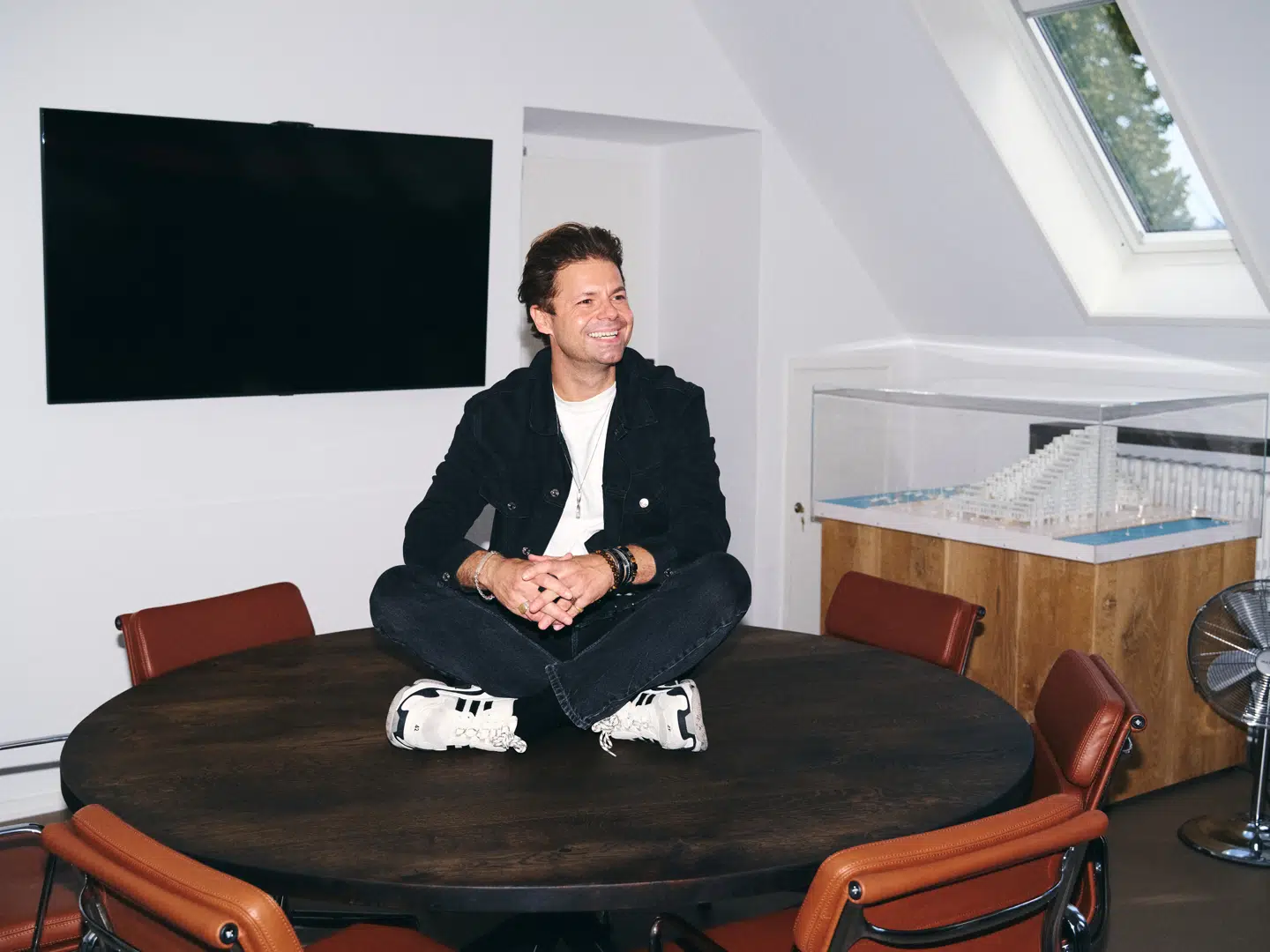 Stefan Rosenlund vil investere millioner af sine egne midler i purunge selskaber, der arbejder med kunstig intelligens.