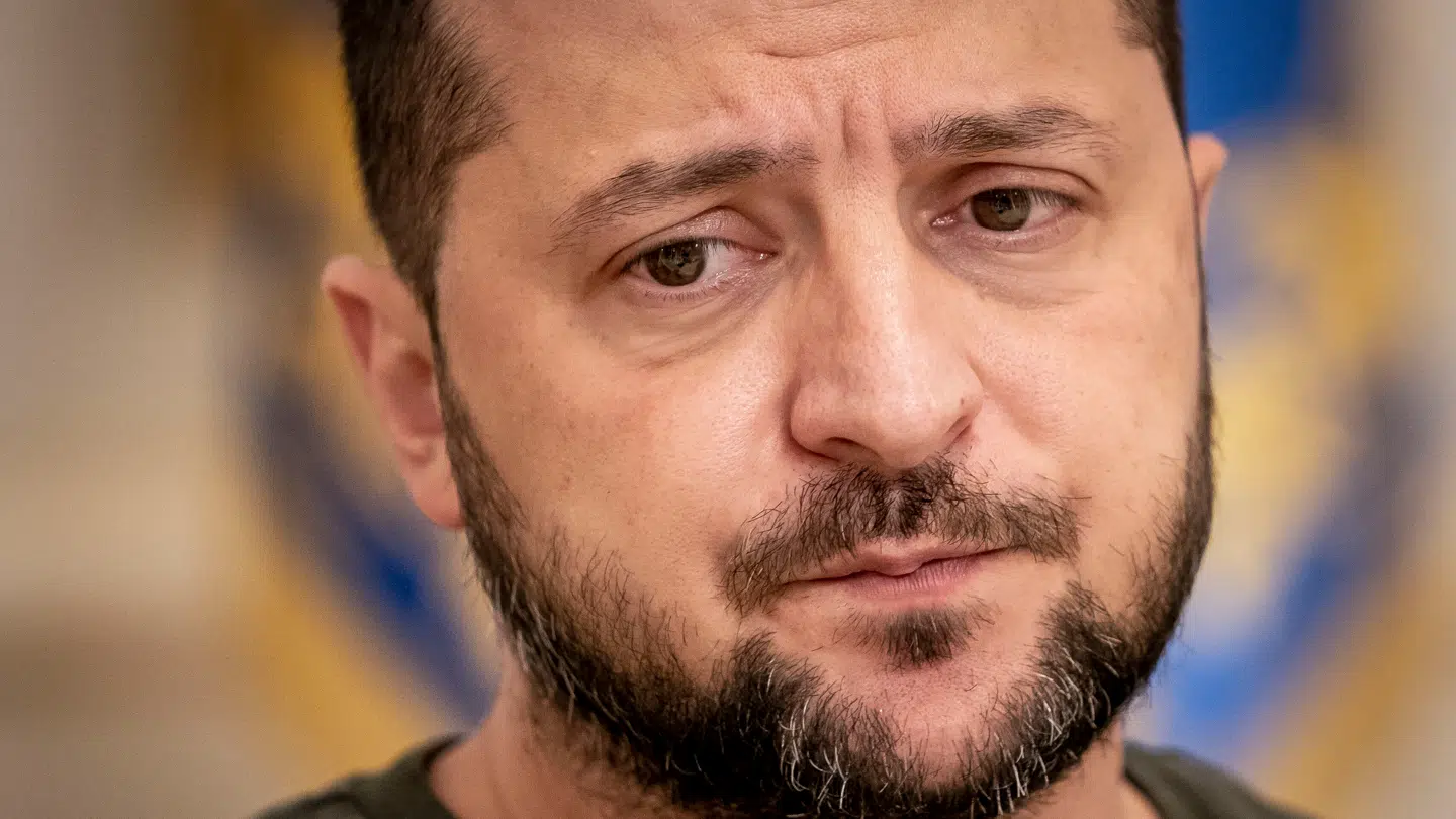 Ukraines præsident, Volodymyr Zelenskyj, står i umuligt dilemma.