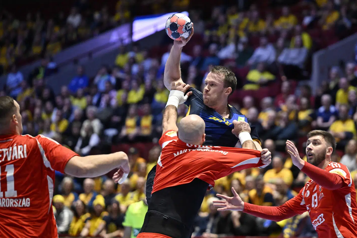 Playmakeren Felix Claar var den store oplevelse, da Sverige besejrede Ungarn.