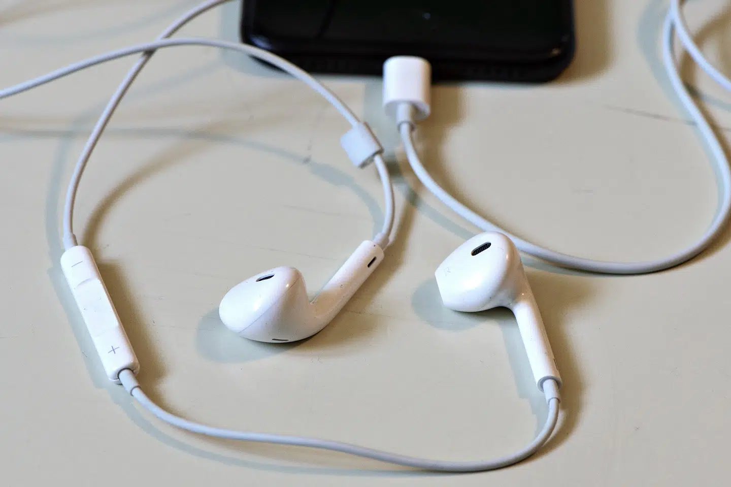 Radiokanalen Classic FM kan også høres digitalt på telefonen eller på nettet, og derfor har man droppet FM i kanalens nye navn, Classic Pop, siger direktøren for JFM Lyd. (Arkivfoto).