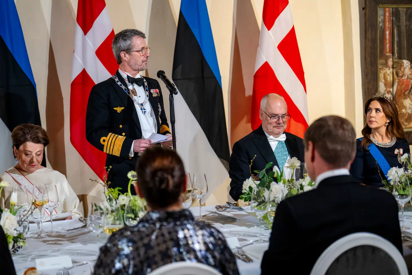 Kong Frederik holdt tale tirsdag aften, hvor han fortalte om sin estiske barnepige.