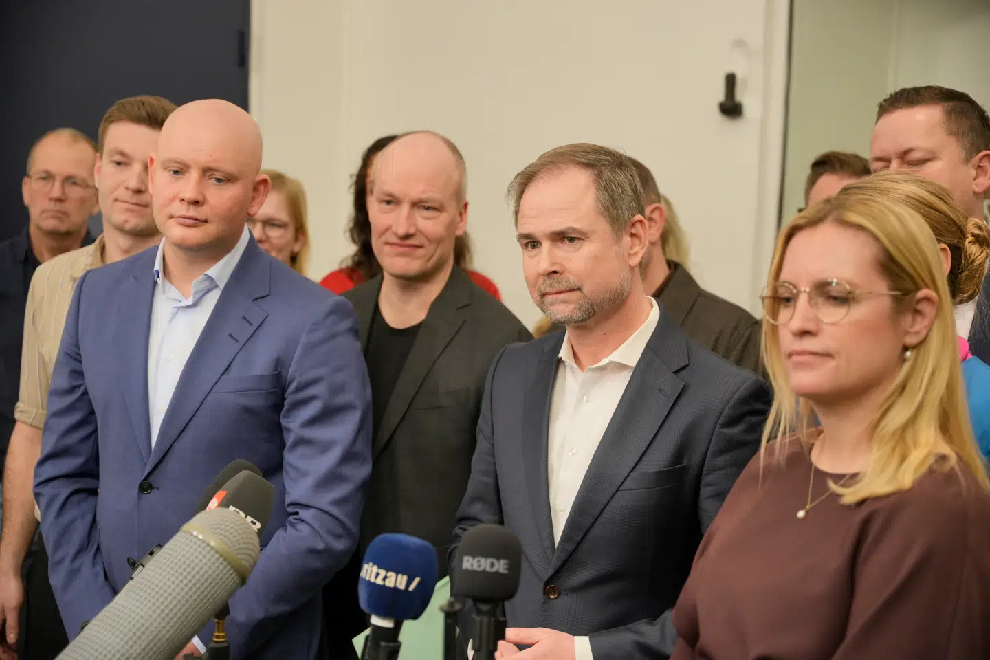 Finansminister Nicolai Wammen, økonomiminister Stephanie Lose, kulturminister Jakob Engel-Schmidt og skatteminister Ane Halsboe-Jørgensen samt repræsentanter for aftalepartierne præsenterer aftale om fødevarepriser, i Finansministeriet i København.