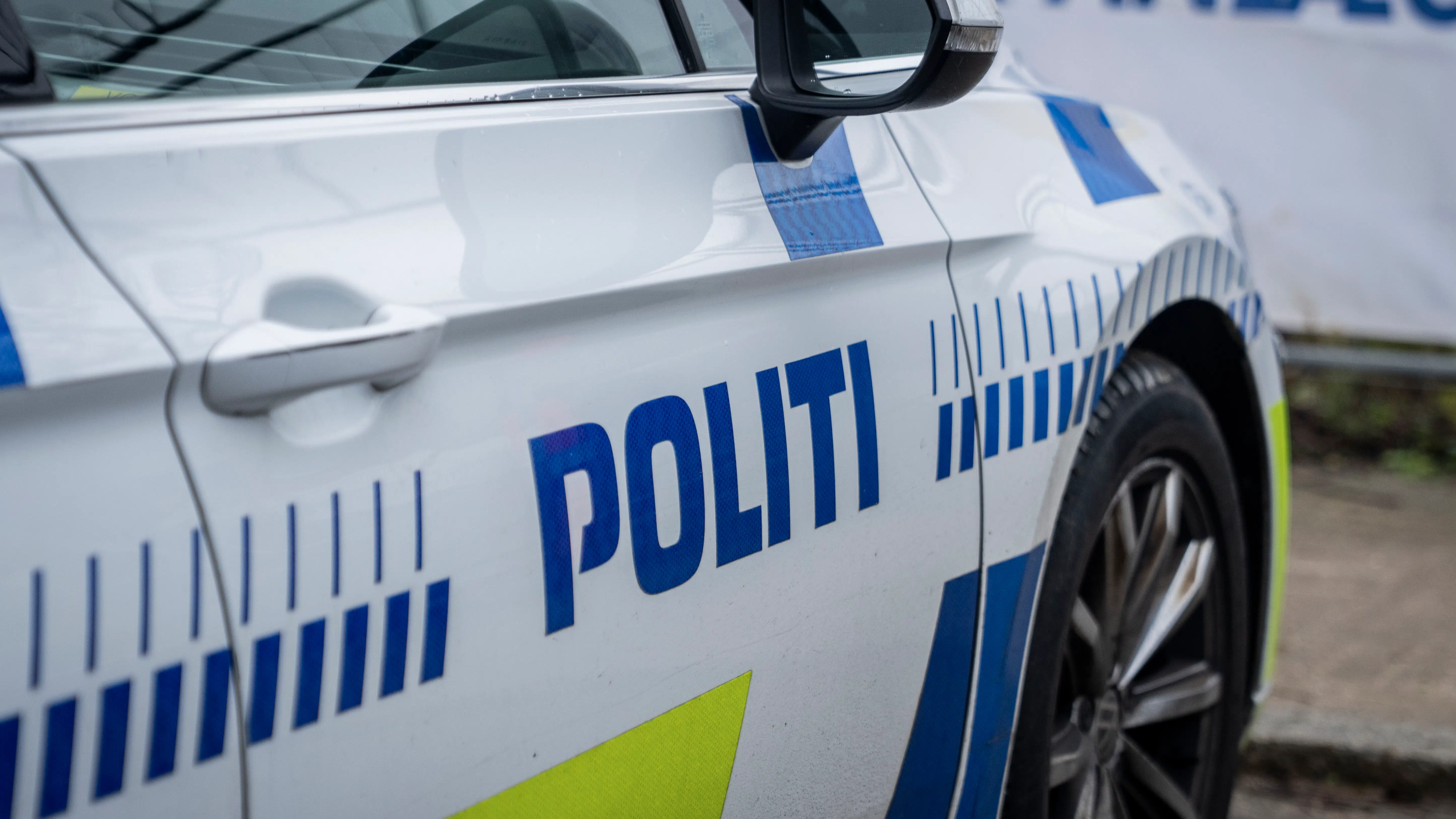 Ung pige overfaldet: Politiet søger vidner