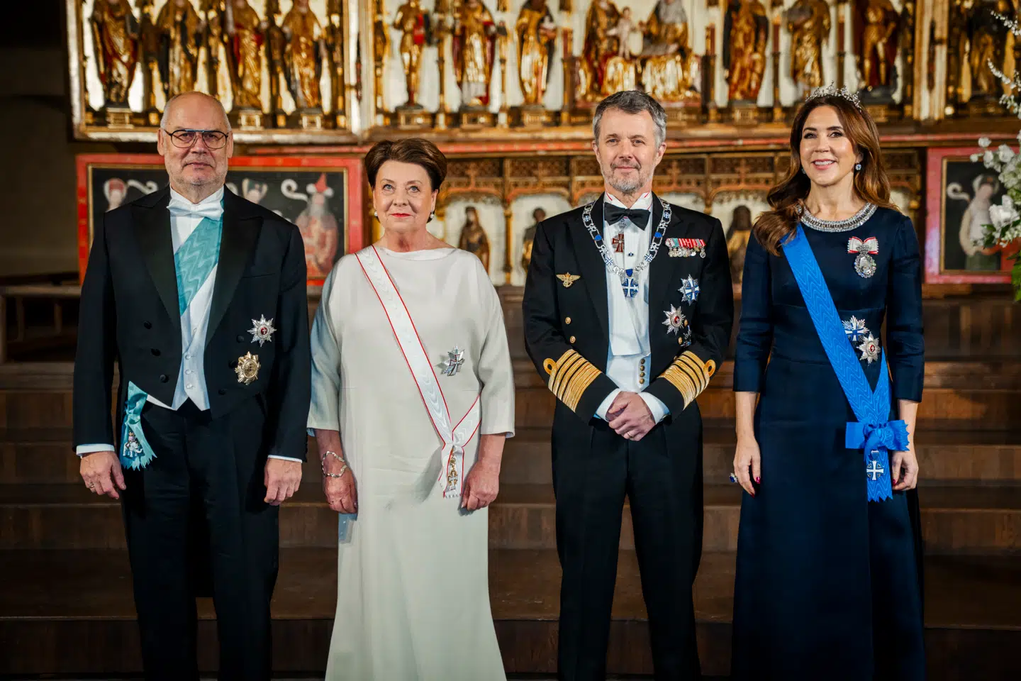 Kongeparret fotograferet sammen med det estiske præsidentpar.