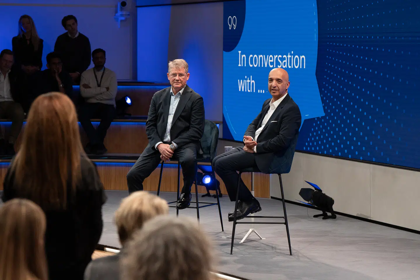 Onsdag i sidste uge viste topchef Mike Doustdar og bestyrelsesformand for Novo Nordisk og Novo Nordisk Fonden, Lars Rebien Sørensen, sammenhold på et medarbejdermøde i Søborg.
