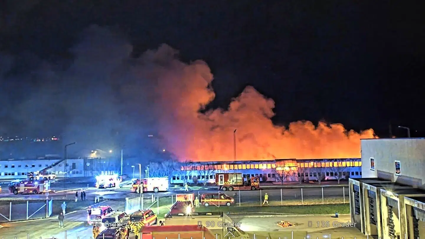 Voldsom brand i Skejby.