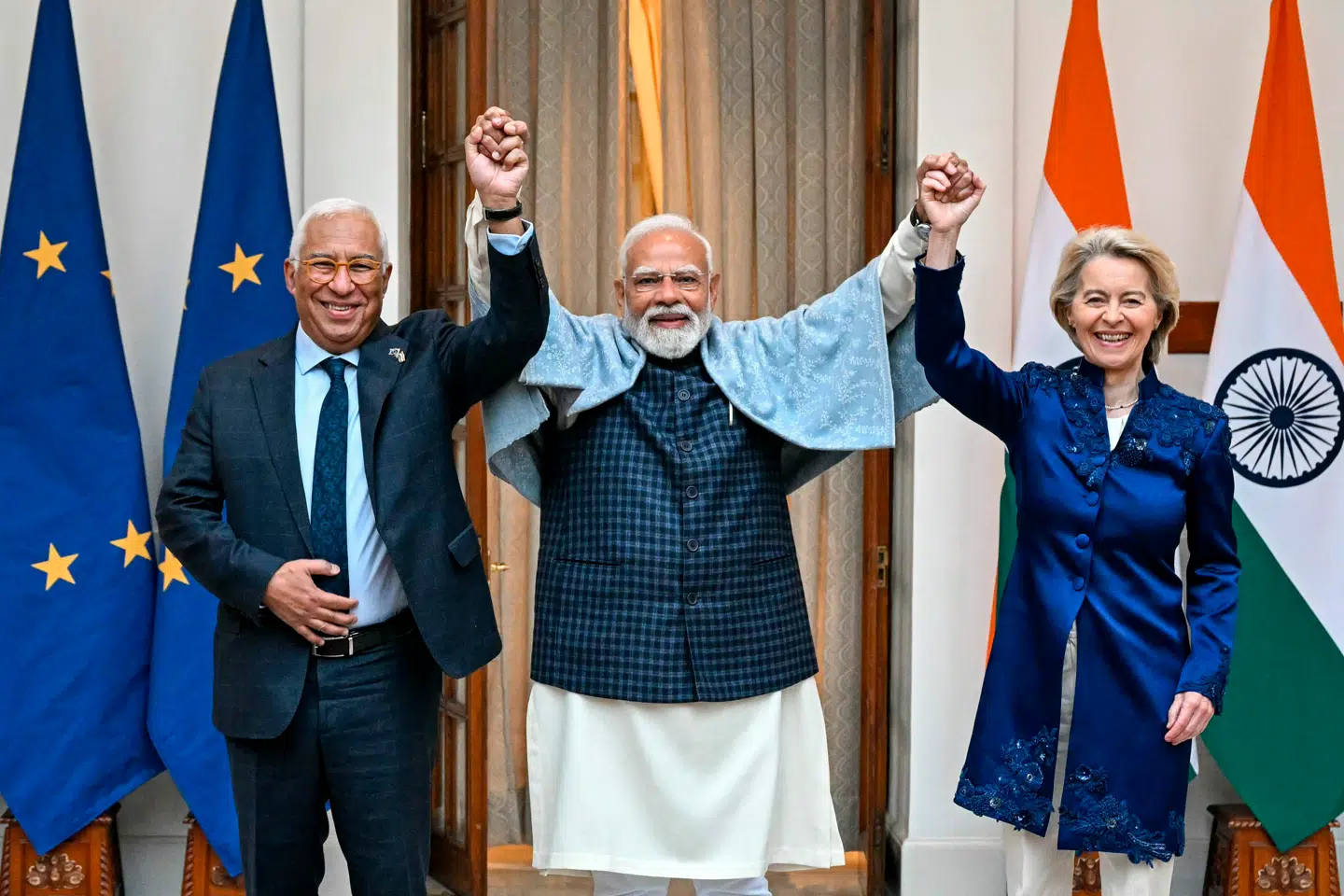 Indiens premierminister Narendra Modi fejrede sammen med EU-Kommissionens formand, Ursula von der Leyen, og rådspræsidenten, Antonio Costa, indgåelsen af den store aftale om frihandel og samarbejde. Det er en sejr for begge parter.