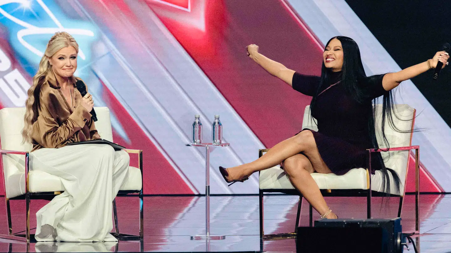 Nicki Minaj til interview med Erika Kirk i december.