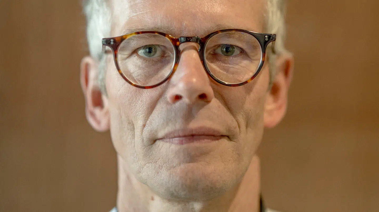 Professor Jens Meldgaard Bruun anbefaler håndkøbsmedicin til én ting, men det er ikke det samme, som producenten sælger det til.