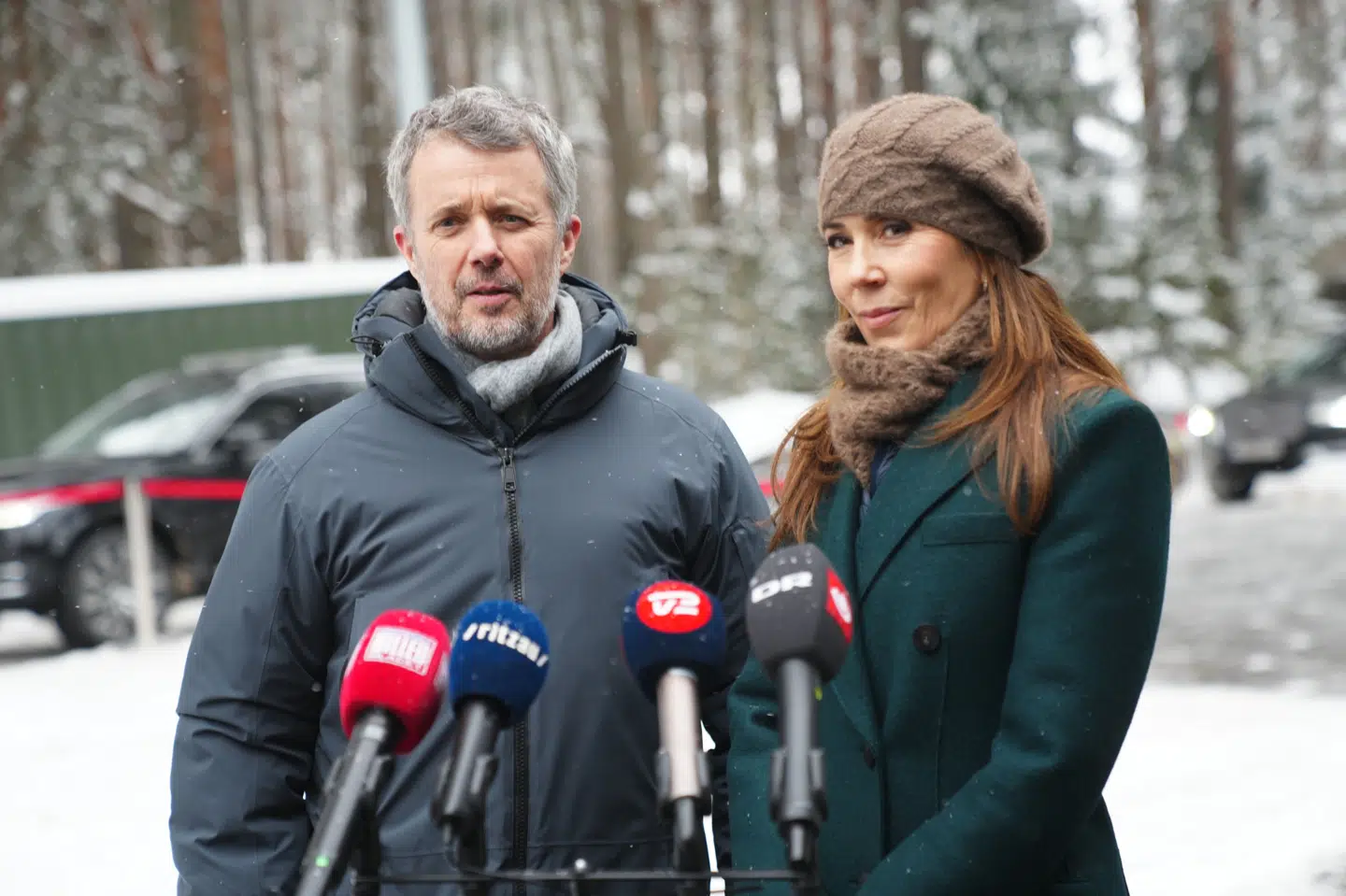 Kong Frederik X og dronning Mary møder pressen på statsbesøg i Litauen torsdag den 29. januar 2026. Her fortæller kongen, at han vil besøge Grønland i februar.