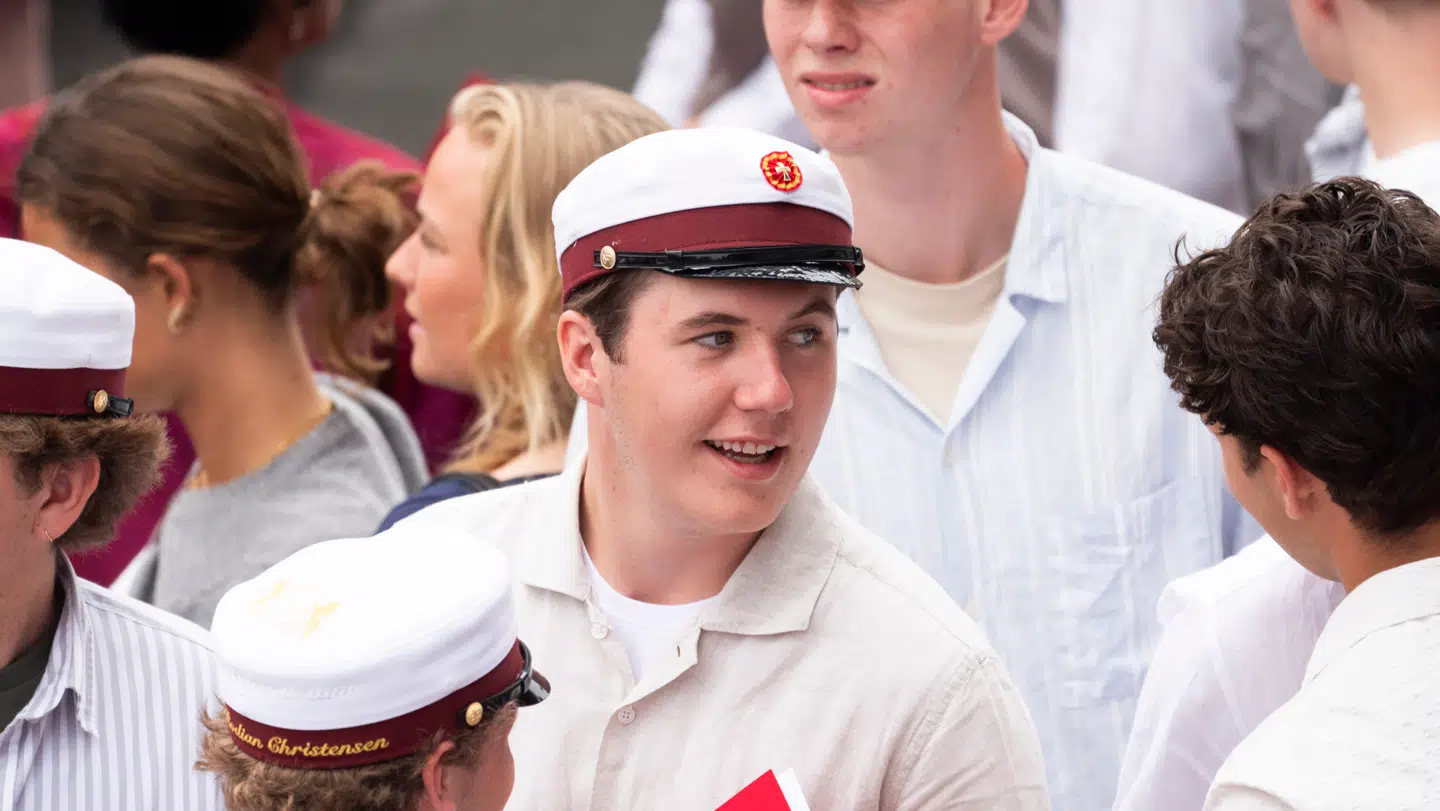 Kronprins Christian blev student fra Ordrup Gymnasium i 2024, og det forventes også, at han skal have mere akademisk uddannelse.