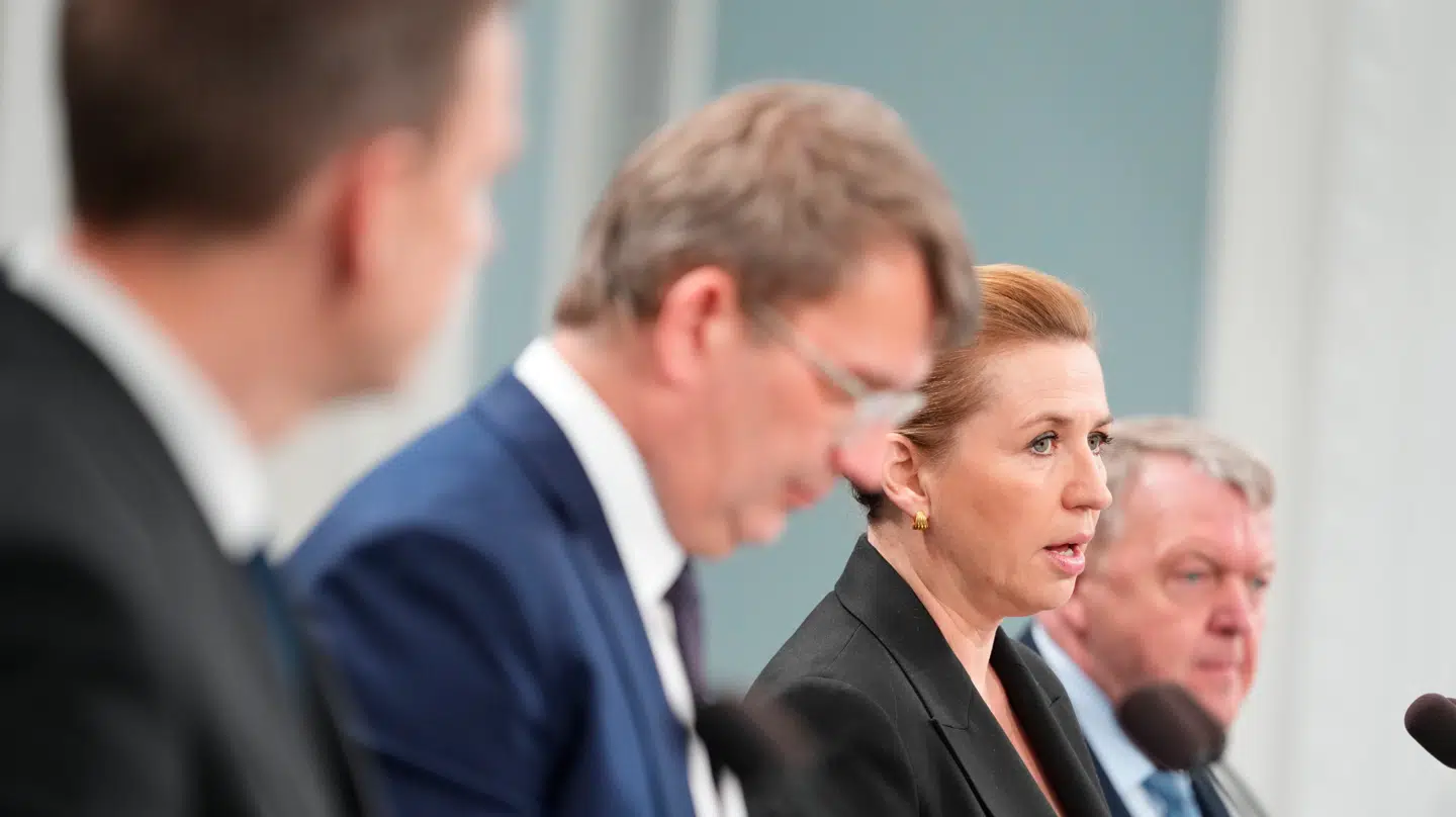 På pressemødet fremstod regeringen særligt selvsikker, fortæller Qvortrup.