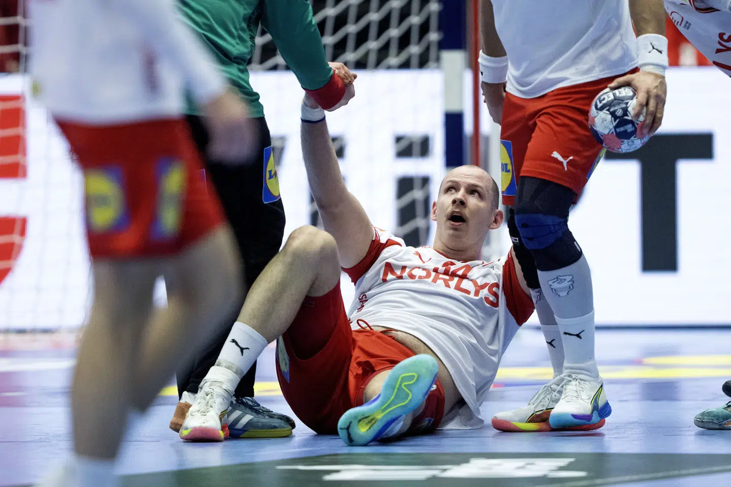 Simon Hald er ukampdygtig til EM-finalen mod Tyskland.