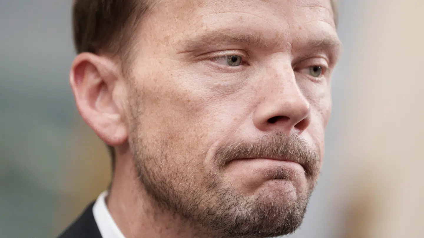 Efter et opslag om fastelavnbolles pris vælter kritikken ned over justitsminister Peter Hummelgaard (S).