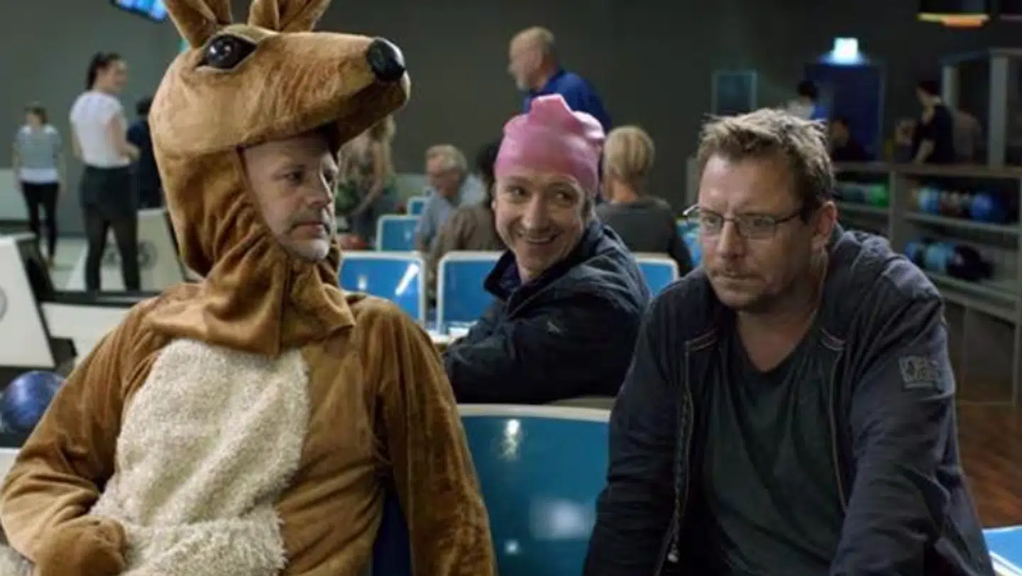 Polterabend i 'Klassefesten 2'.