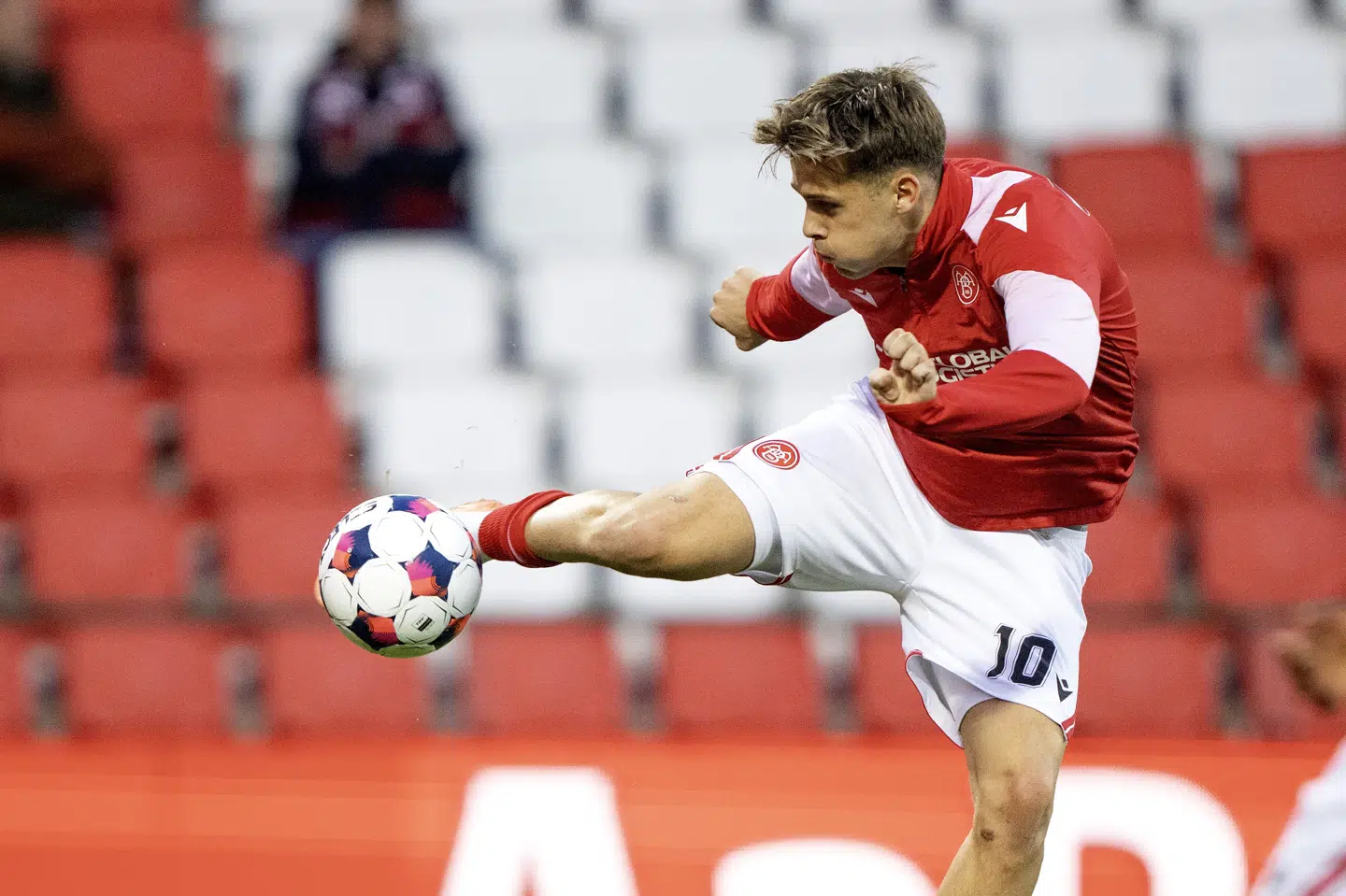 Oliver Ross skifter fra AaB til Silkeborg. (Arkivfoto).