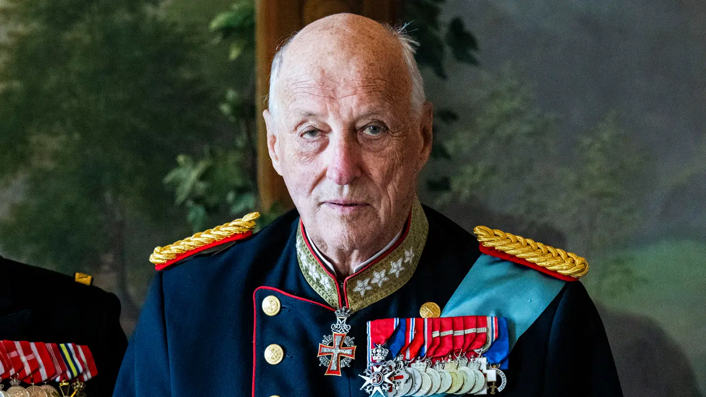 Det norske kongehus befinder sig lige nu i dets værste krise, og flere nordmænd udtrykker sympati for kong Harald.