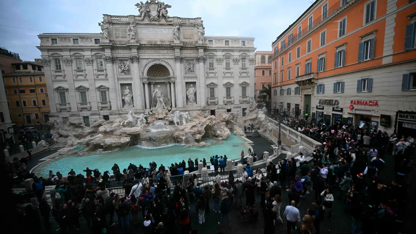 Trevifontænen i Rom er en af byens mest besøgte seværdigheder.