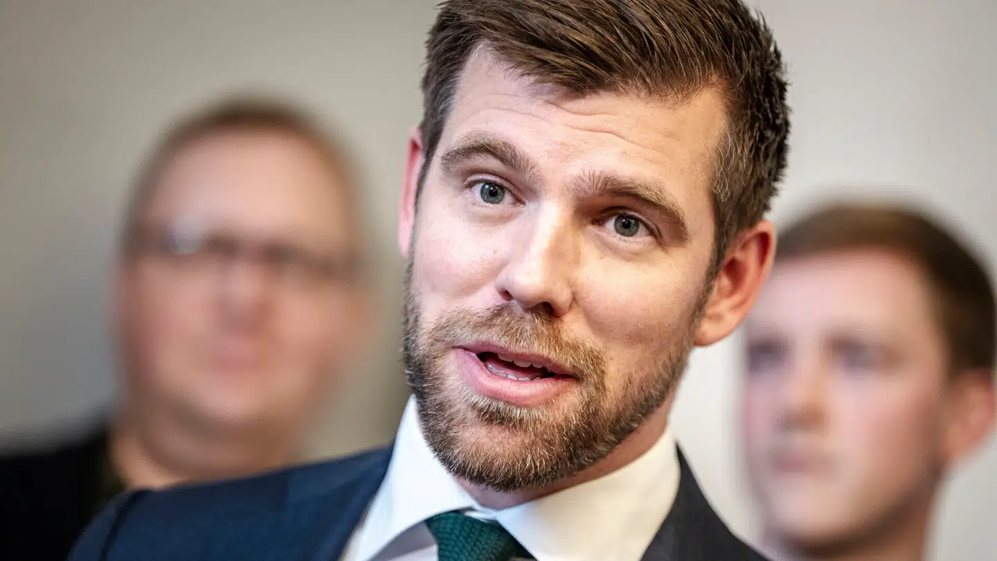 Kirkeminister Morten Dahlin (V) kalder til kamp mod kvindeundertrykkende, islamiske ægteskabs- og skilsmissekontrakter.