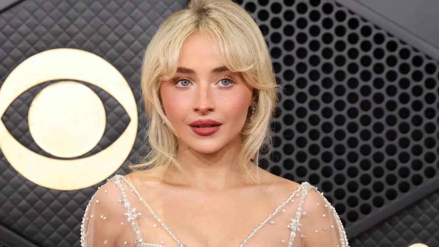 Sabrina Carpenter fik sig en klam overraskelse.