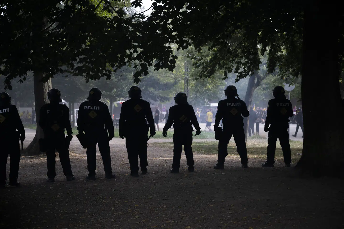 Divisionsforeningen ønsker færre sammenstød mellem politi og fodboldfans. Det skal ansigtsgenkendelse ved indgang til stadion hjælpe til med. (Arkivfoto).