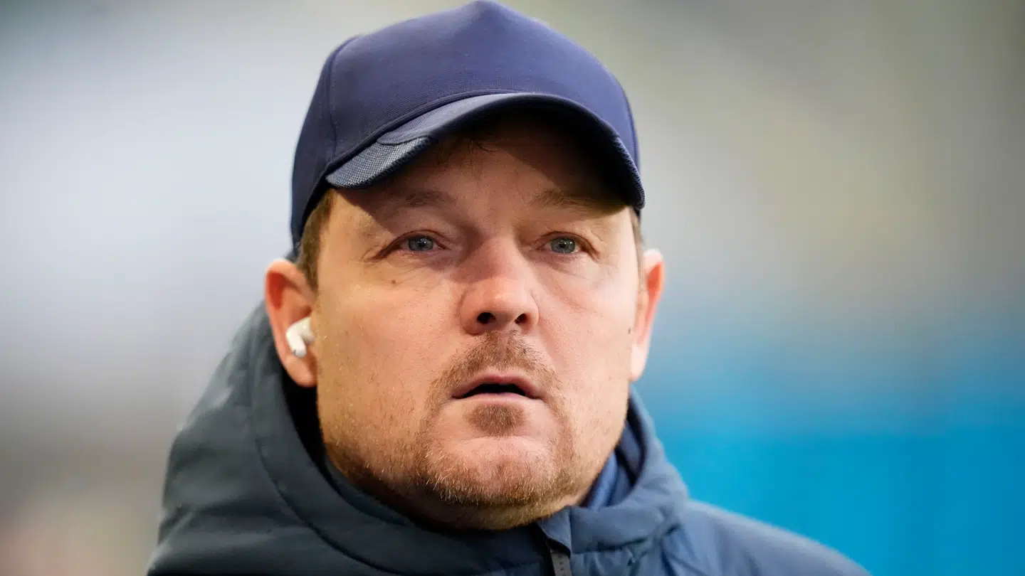 Evertons træner Brian Sorensen er fortid i klubben.